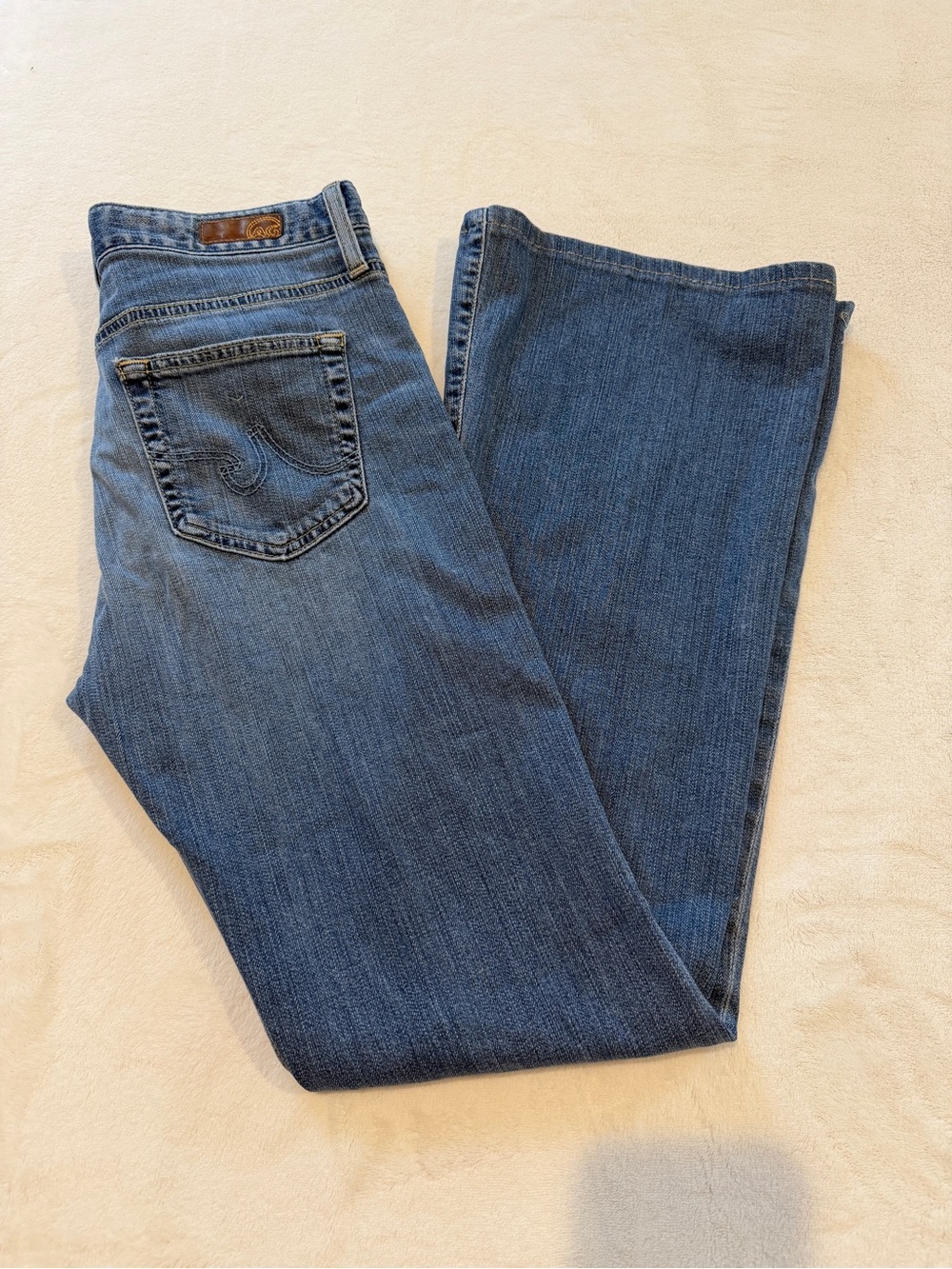 AG‎ The Farrah Jeans
